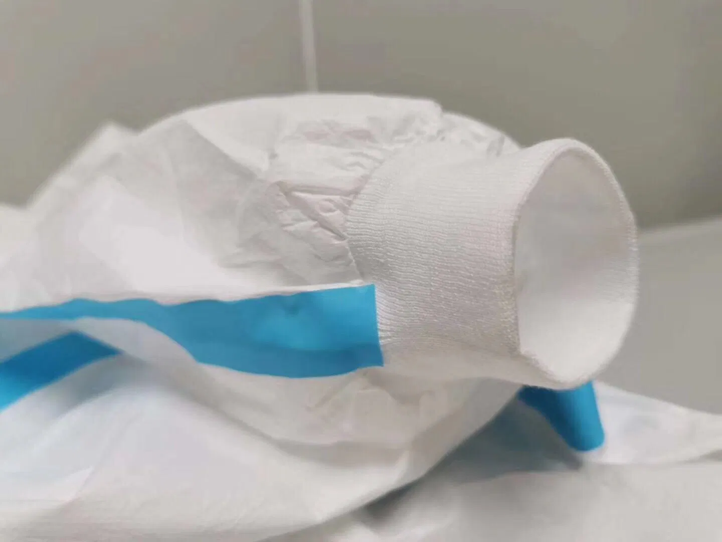 CE Disposable Medical Protective Gown Medical Non Woven/PP+PE Coverall/ Protect Gown Clothing