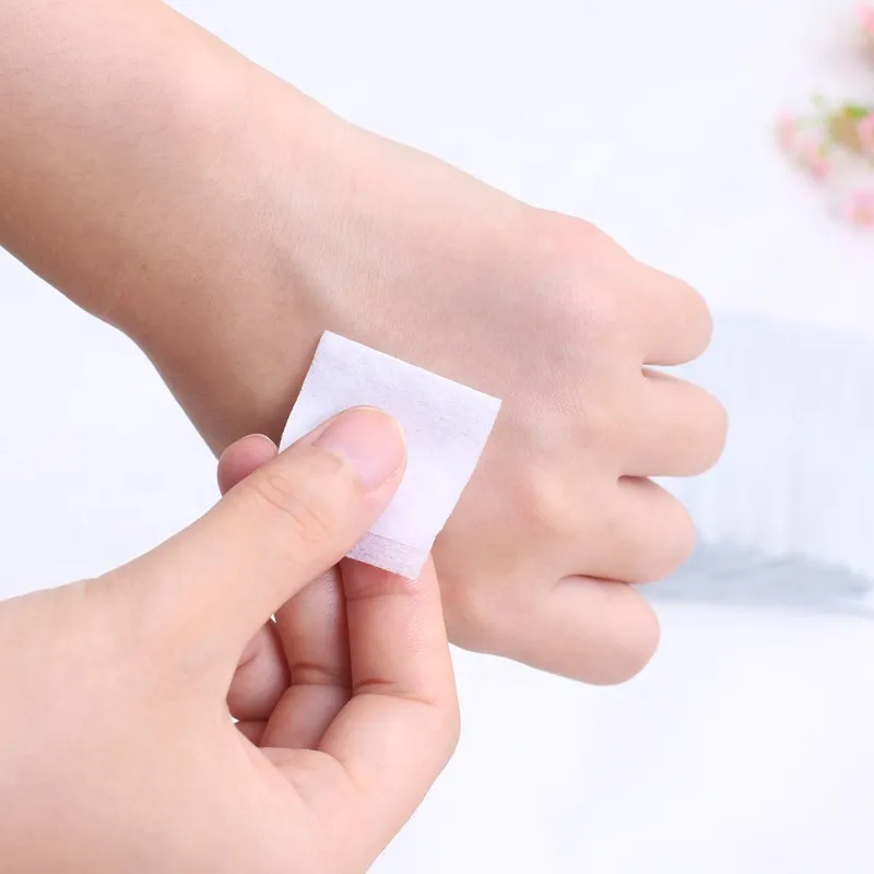 Cheapest Price with Best Quality Alcohol Pads 100/200 PCS Per Box, 2 Ply- -with 70% Isopropyl--Sterilized