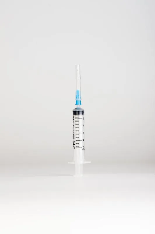 Disposable Luer Lock/Luer Slip Syringe Sterile Disposable Syringe with Needle Disposable Syringes