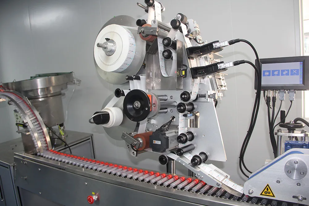 EOS Medical Nasopharyngeal Nylon Flocked Swab Vtm Swab Stick Kit