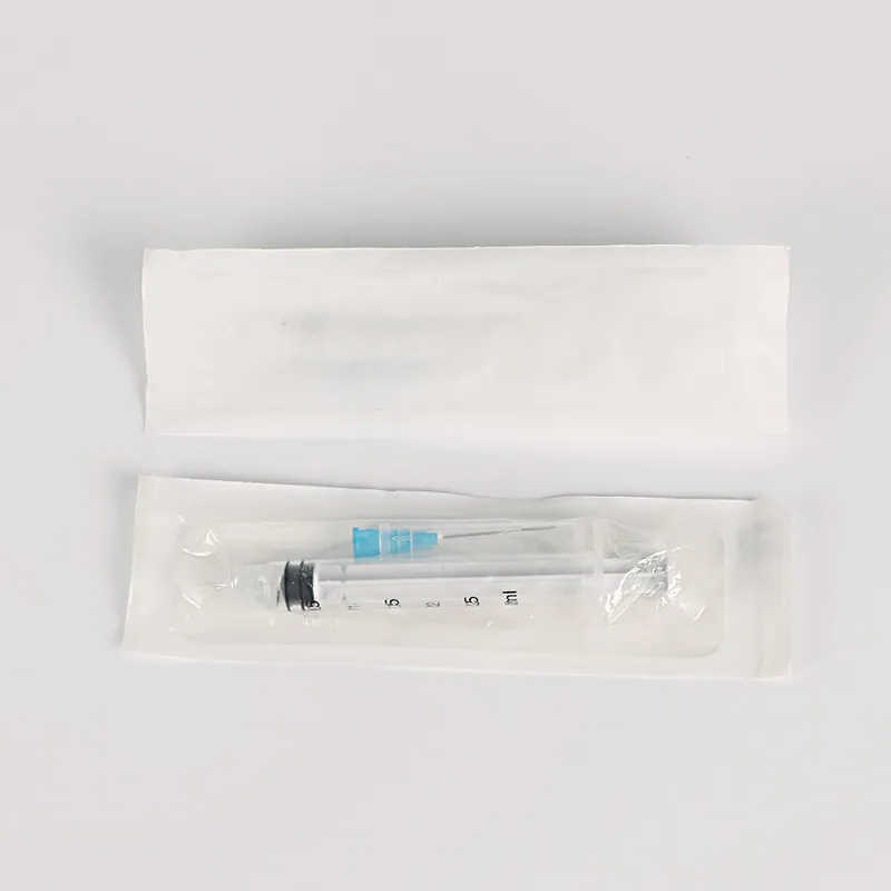 Factory Wholesale 3cc Screw Syringe with Needle
