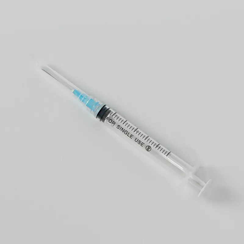 Factory Wholesale 3cc Screw Syringe with Needle