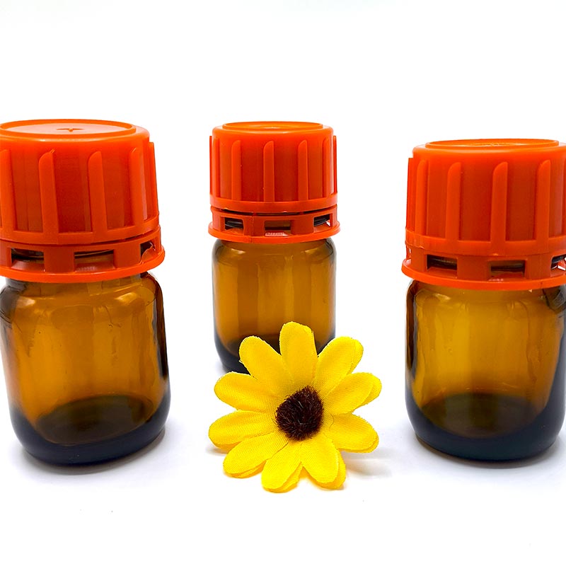 Medium Mouth Glass Reagent Bottle