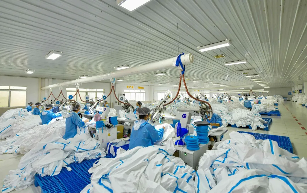 Waterproof Protective Disposable CPE PE Shoe Cover Medical Overshoes for Hospital/Lab/Food Processing Industry
